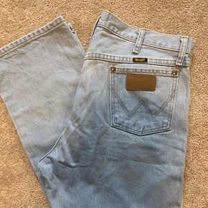 Wrangler Jeans. Cowboy Cut. Size 36 X 30